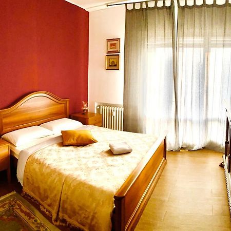 Pang'S Guesthouse Mestre Buitenkant foto