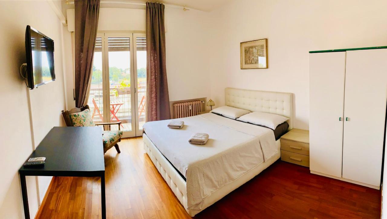 Pang'S Guesthouse Mestre Buitenkant foto