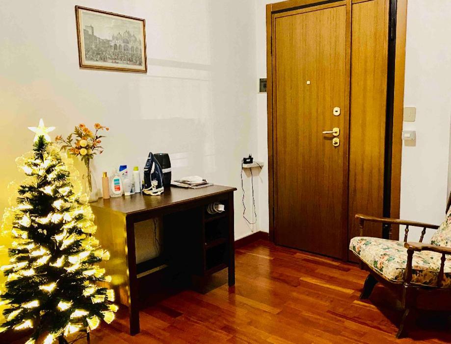 Pang'S Guesthouse Mestre Buitenkant foto