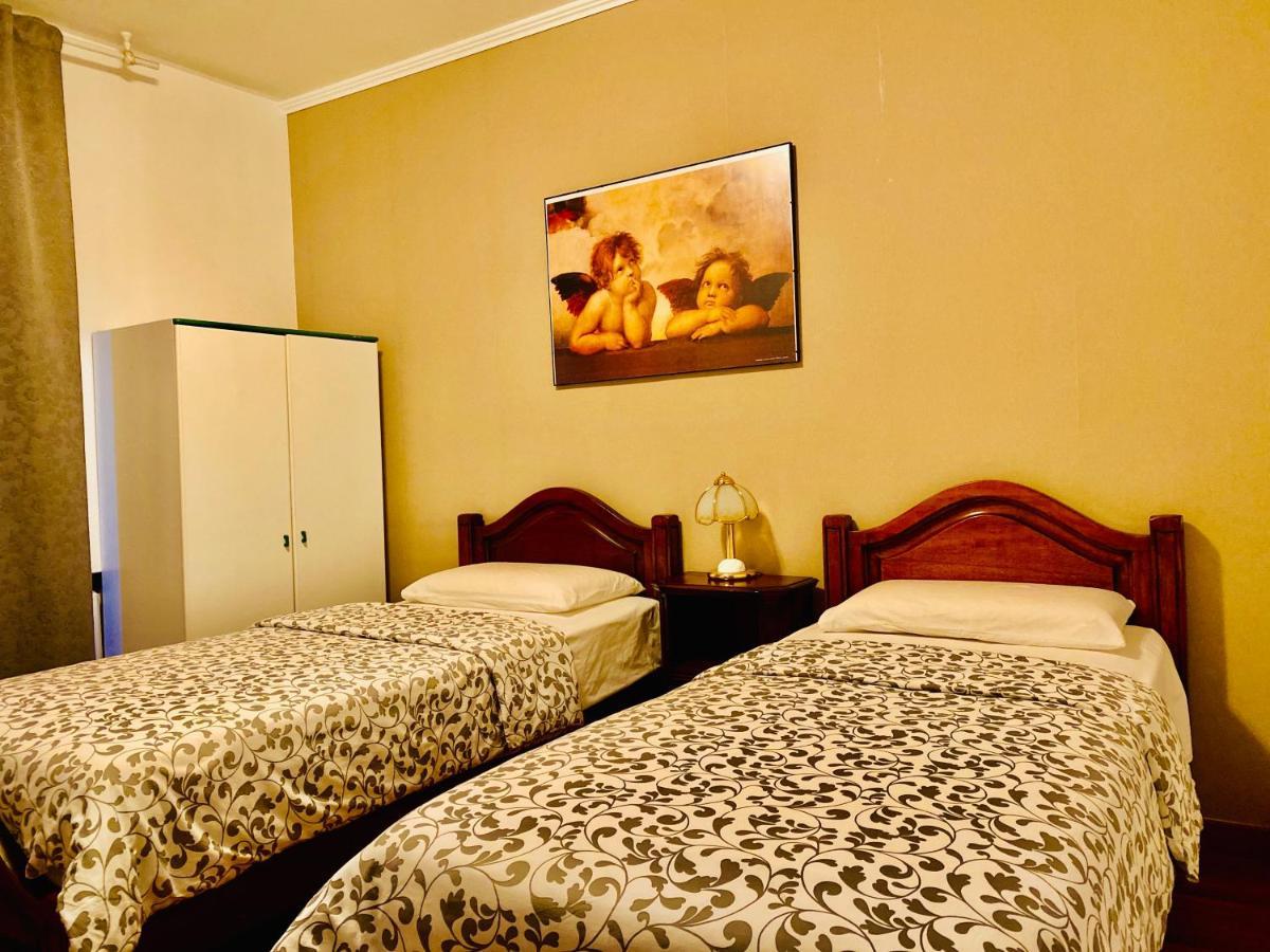 Pang'S Guesthouse Mestre Buitenkant foto
